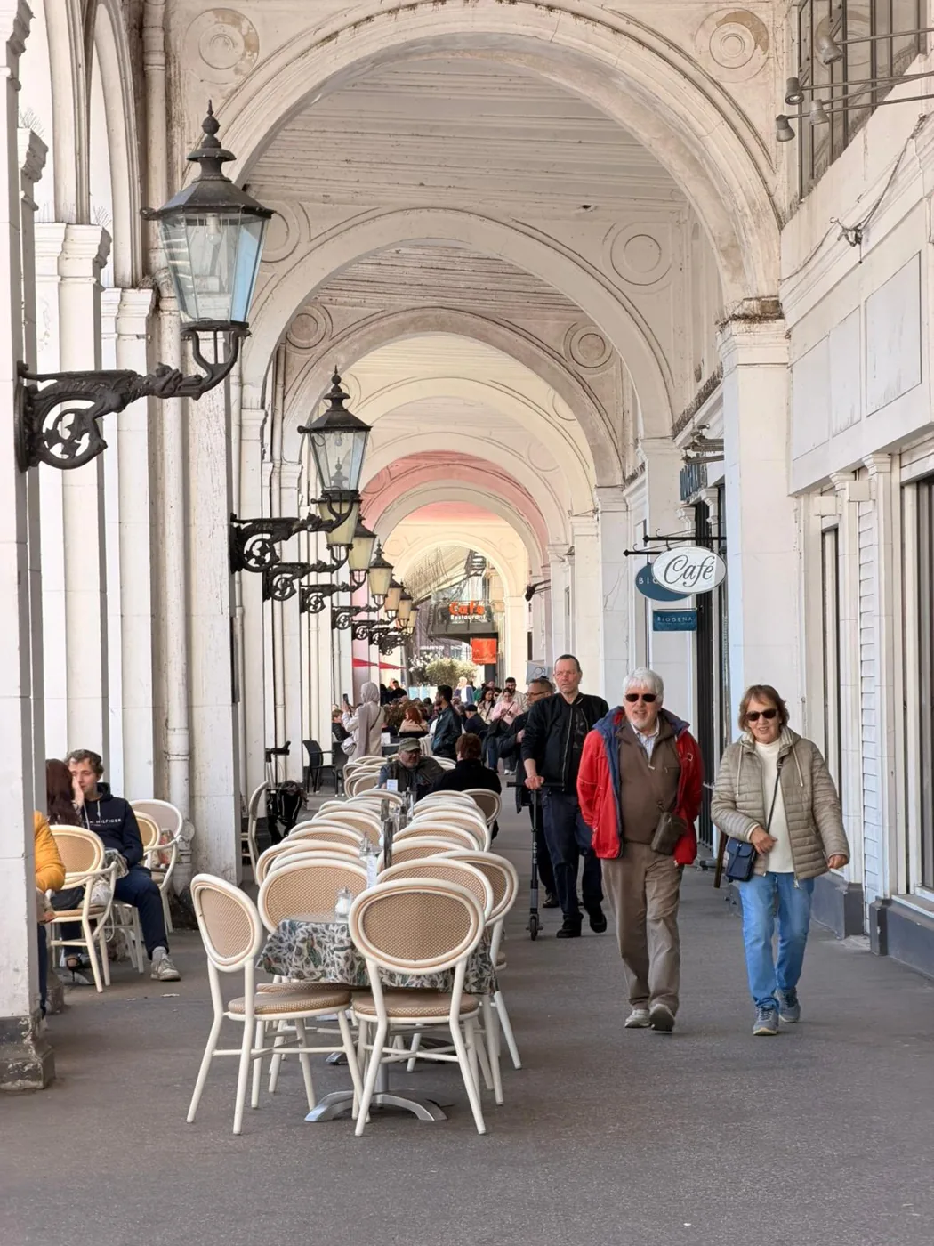 Alsterarkaden · elegante Arkaden in der Hamburger Innenstadt